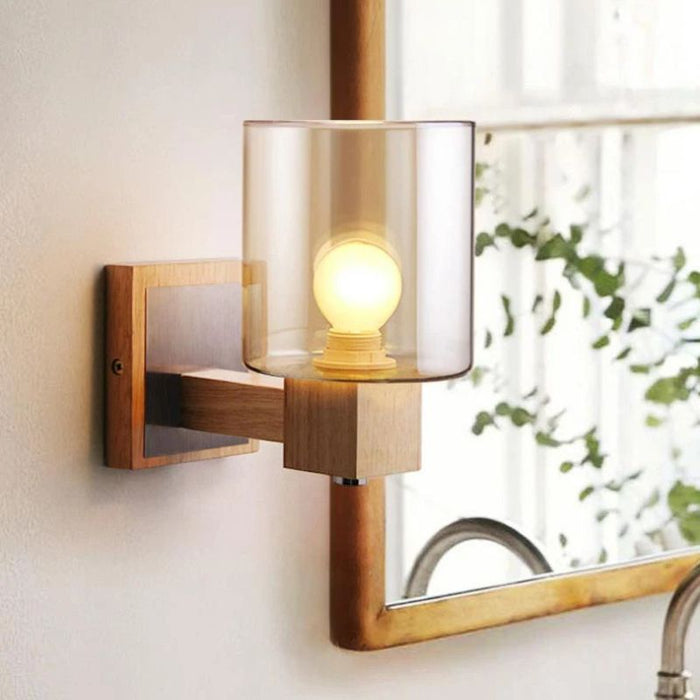 Huzil Wall Lamp