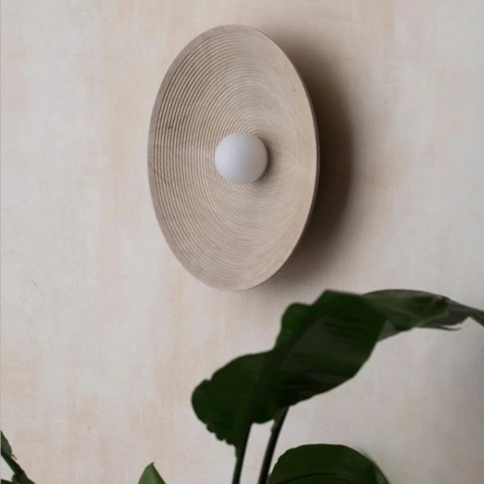 Fiska Wall Lamp