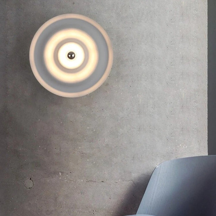 Gyral Wall Lamp