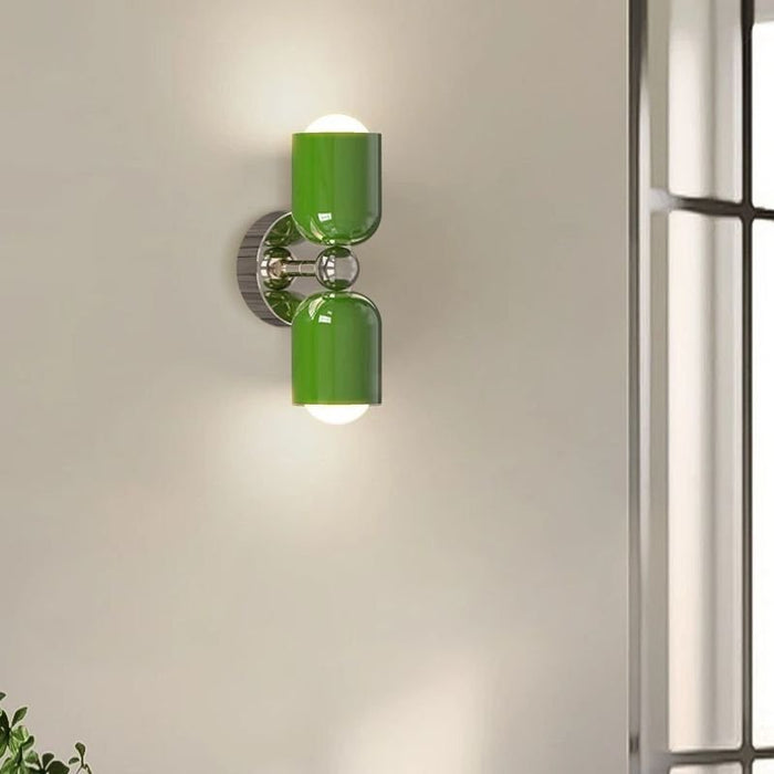 Pluva Wall Lamp