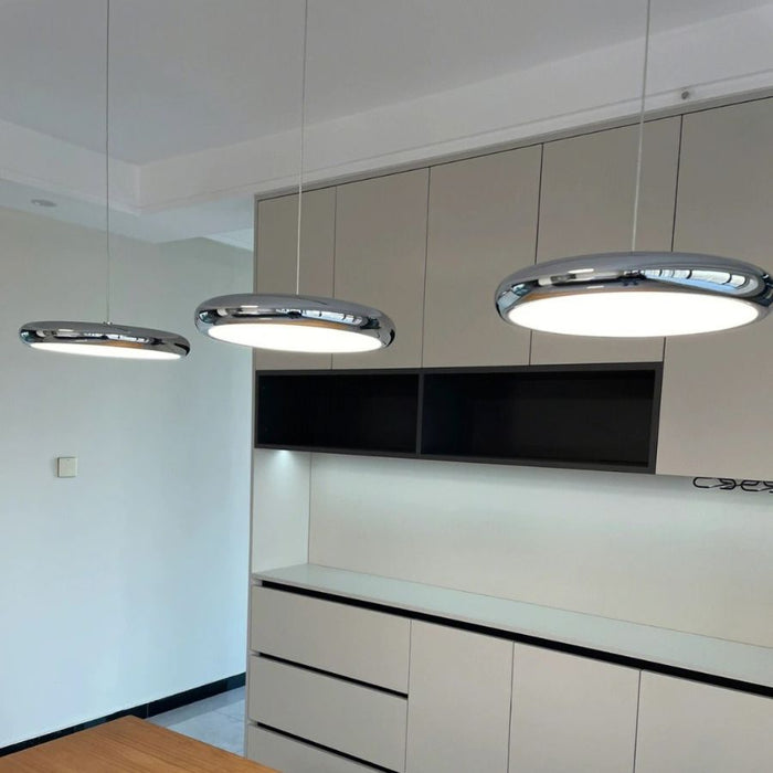 Venki Pendant Light