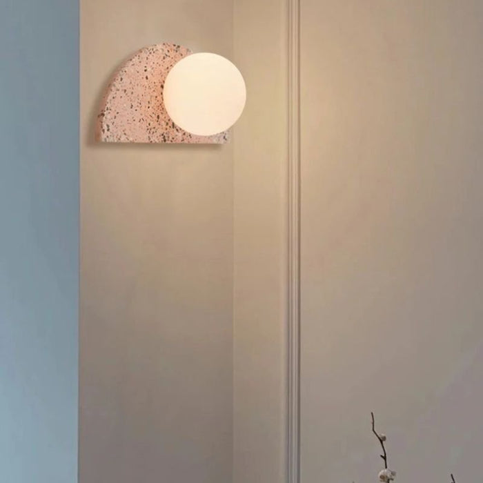 Yukal Wall Lamp